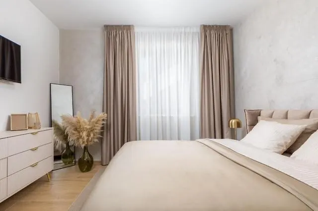Lux Apartment Liburni - New Pola 0*,  Croazia